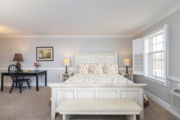 Jacuzzi Room, King Bed with Queen Sleep Sofa Photo 1